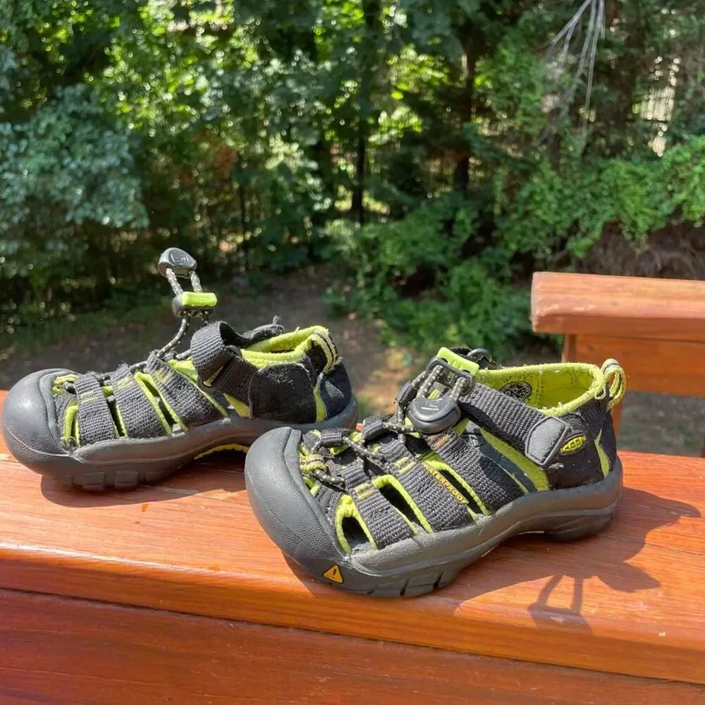 Kids 8 Keen Newport H2 Water Sandals